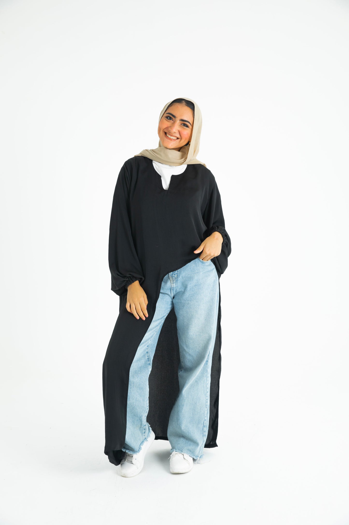 BLACK BLOUSE