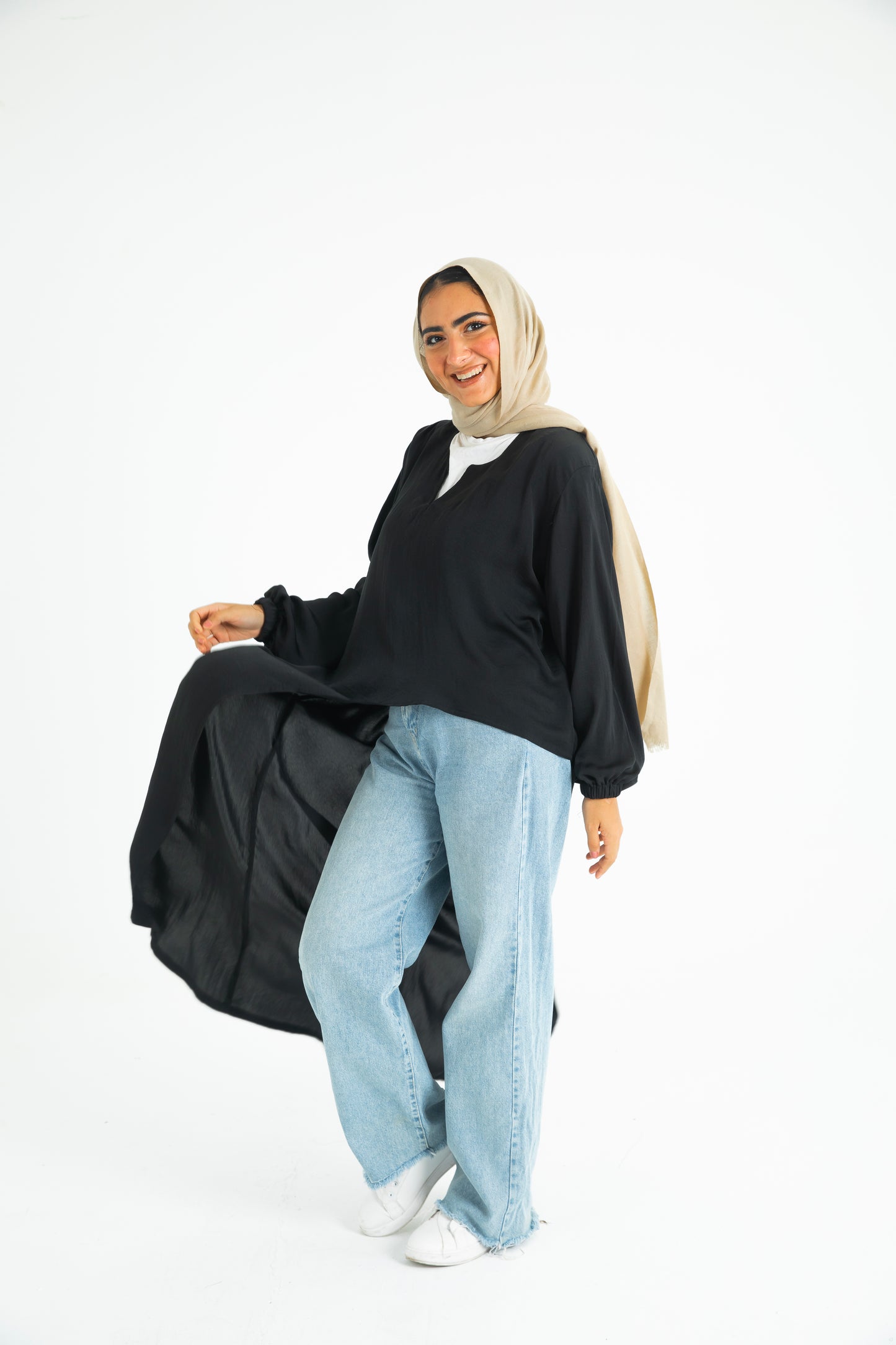 BLACK BLOUSE