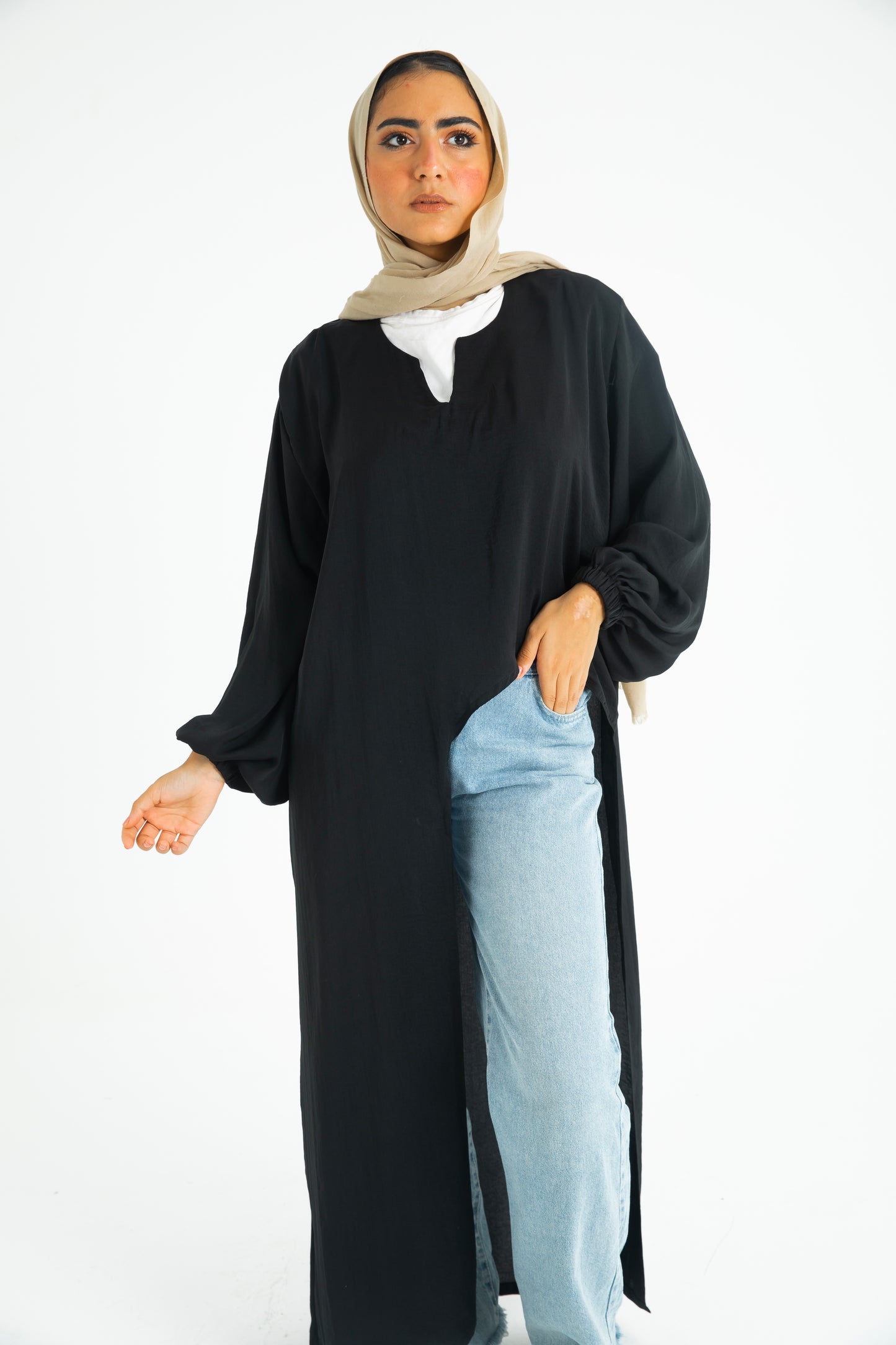 BLACK BLOUSE