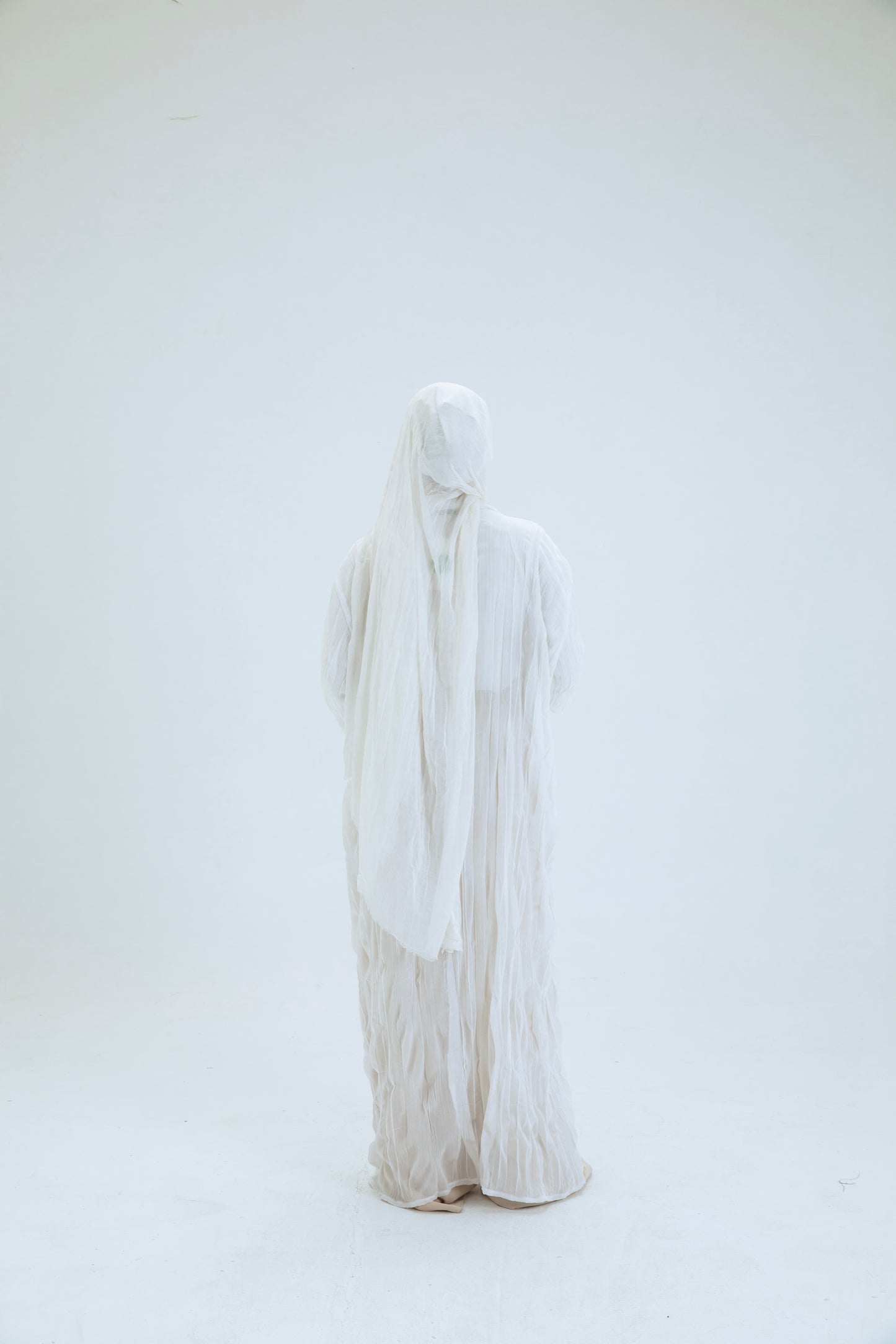 CREAMY WHITE KIMONO