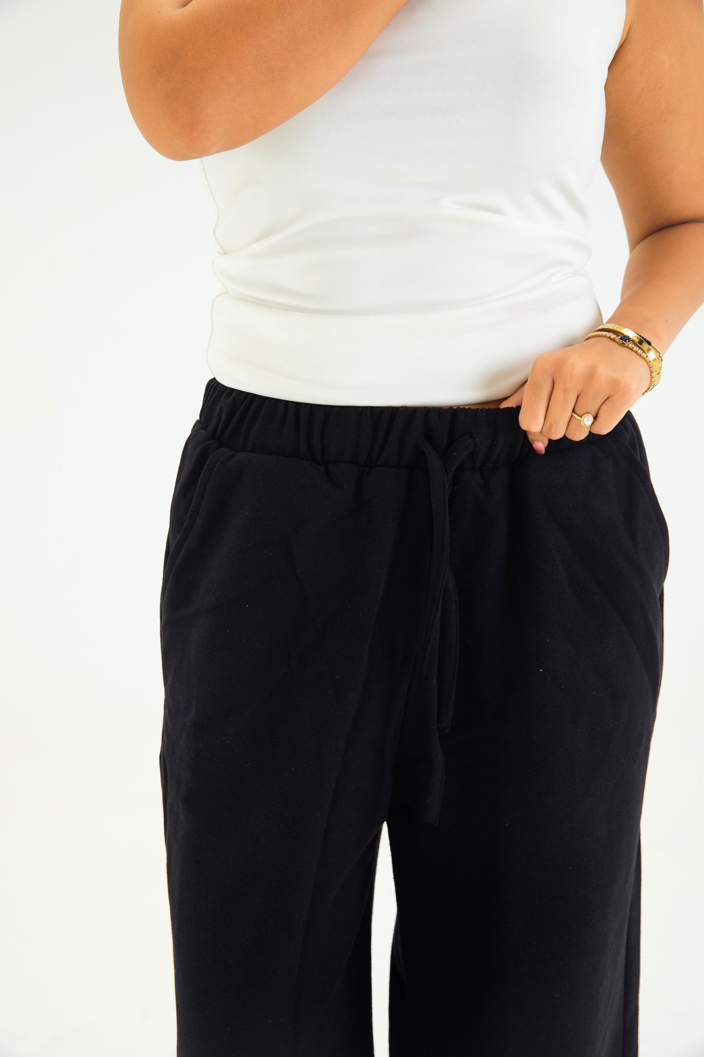 BLACK TROUSER
