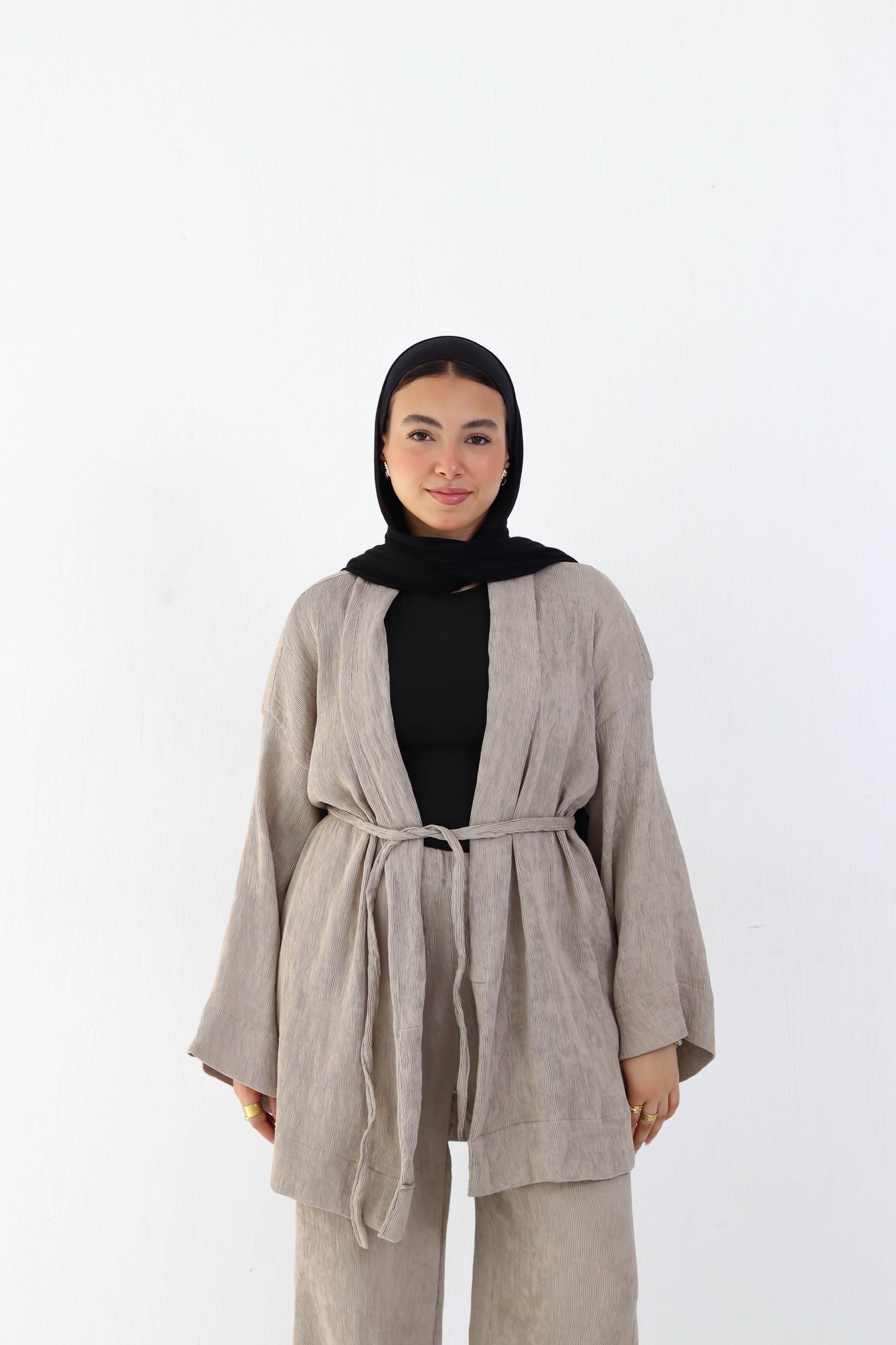 CAFE TARA SUIT