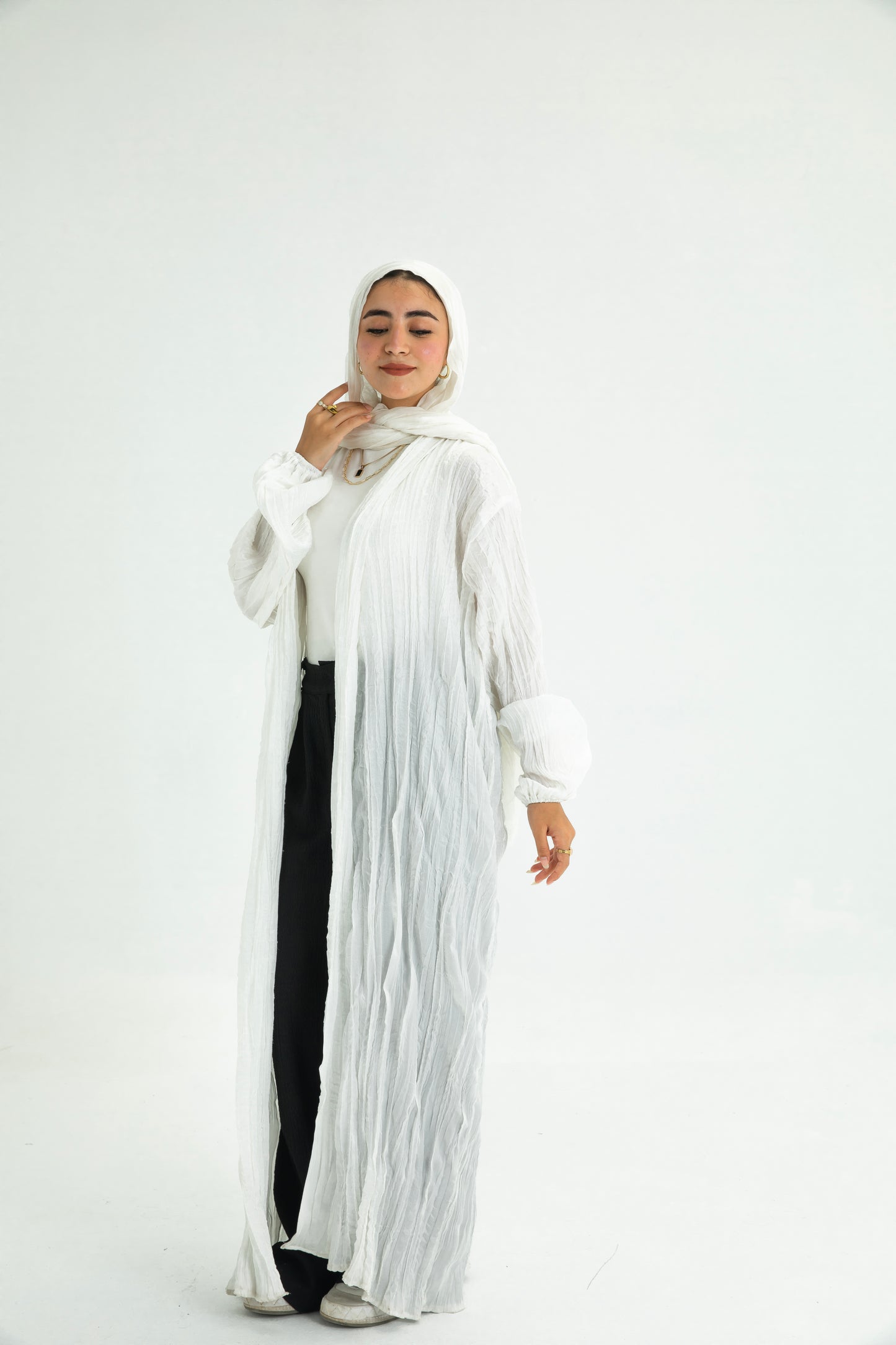 WHITE KIMONO