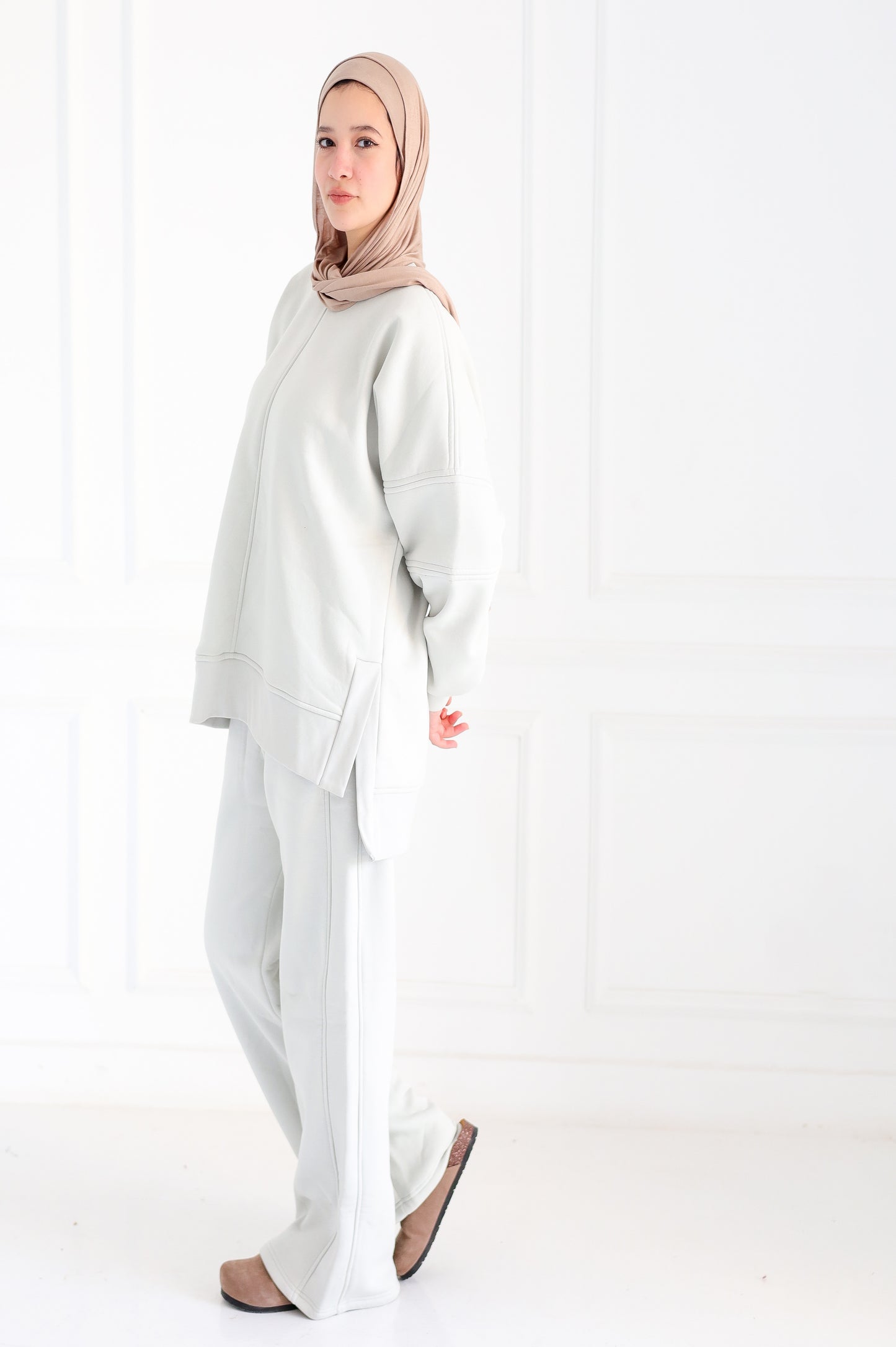 MERA SET- LIGHT GRAY
